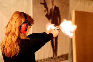 Feel like you are in the movies and experience the thrill of handling and firing the most popular guns: pistol, revolver, assault rifle and shotgun.